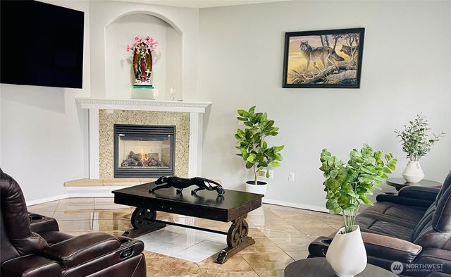 7402 Olympic Drive, Everett, WA 98203