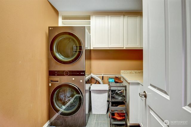 7402 Olympic Drive, Everett, WA 98203