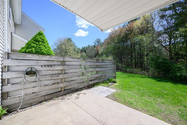 728 Auburn St D4, Whitman, MA 02382