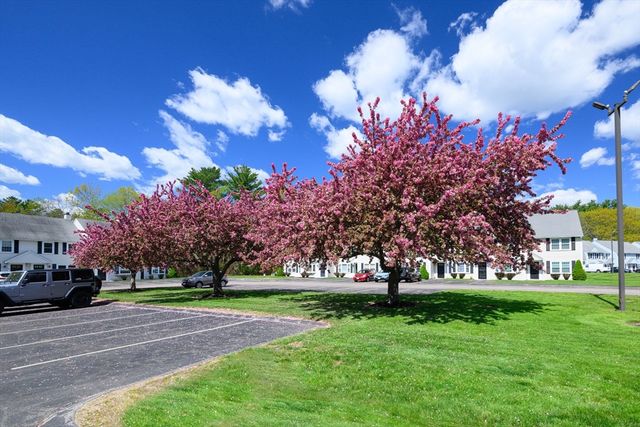 728 Auburn St D4, Whitman, MA 02382