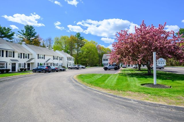 728 Auburn St D4, Whitman, MA 02382