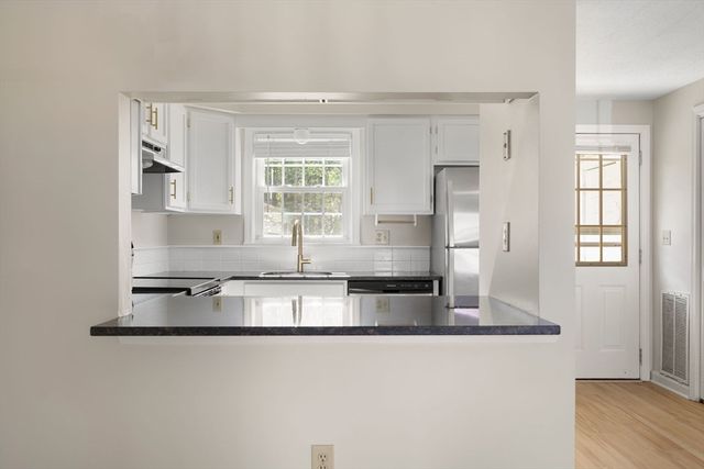 728 Auburn St D4, Whitman, MA 02382