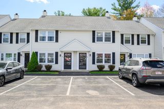 728 Auburn St D4, Whitman, MA 02382