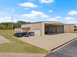 Hangar 601 Mike Hall Parkway Hangar 601, Mt Pleasant, TX 75455