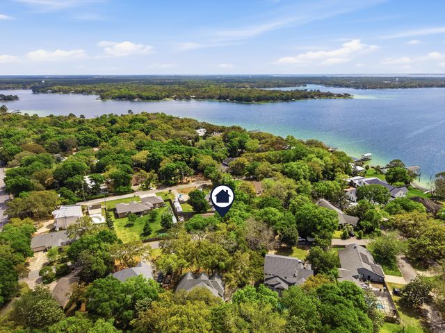 1223 Twin Bay Drive, Fort Walton Beach, FL 32547