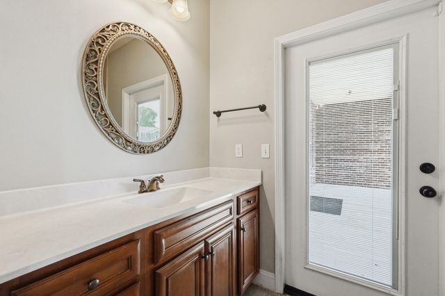 1223 Twin Bay Drive, Fort Walton Beach, FL 32547