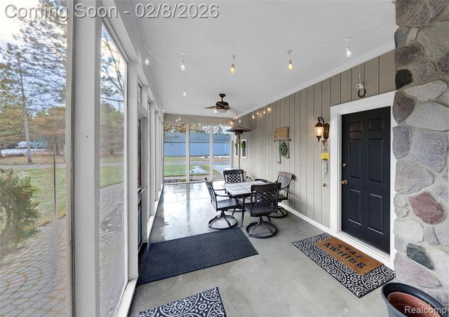 2780 Airport Road, Waterford, MI 48329