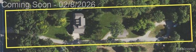 2780 Airport Road, Waterford, MI 48329