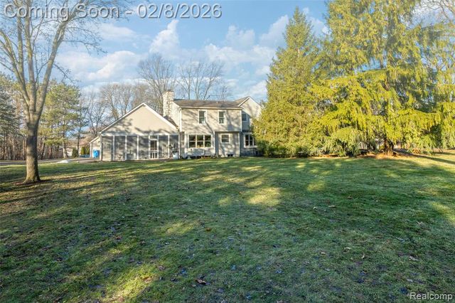 2780 Airport Road, Waterford, MI 48329