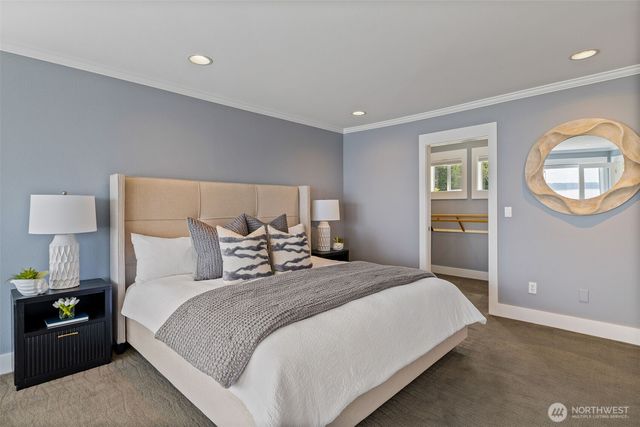 6779 Columbia Beach Drive, Clinton, WA 98236