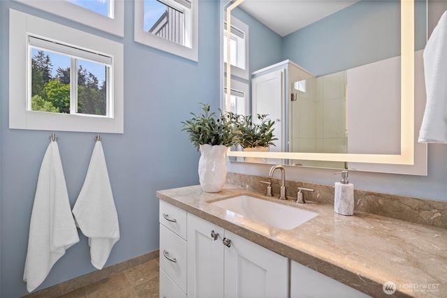 6779 Columbia Beach Drive, Clinton, WA 98236