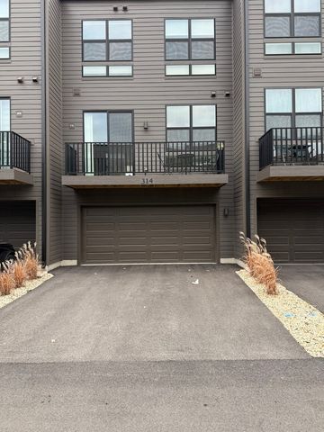 314 Summit Circle, Lombard, IL 60148