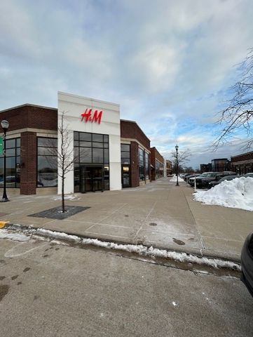 314 Summit Circle, Lombard, IL 60148