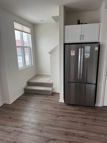 314 Summit Circle, Lombard, IL 60148