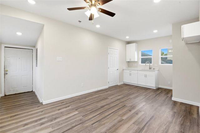 7010 Brownsville Street, Houston, TX 77020