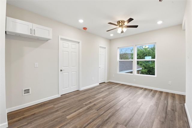 7010 Brownsville Street, Houston, TX 77020