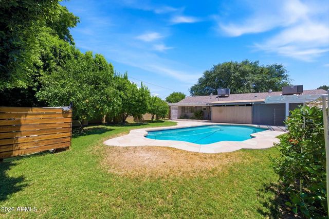 7750 N 17TH Drive, Phoenix, AZ 85021