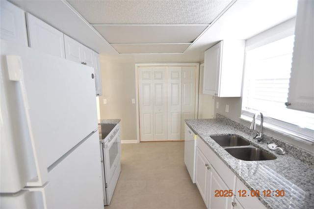 705 2ND AVENUE NW A, Ruskin, FL 33570