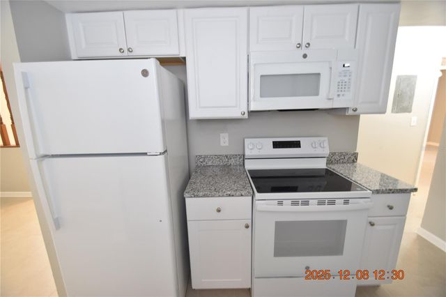 705 2ND AVENUE NW A, Ruskin, FL 33570