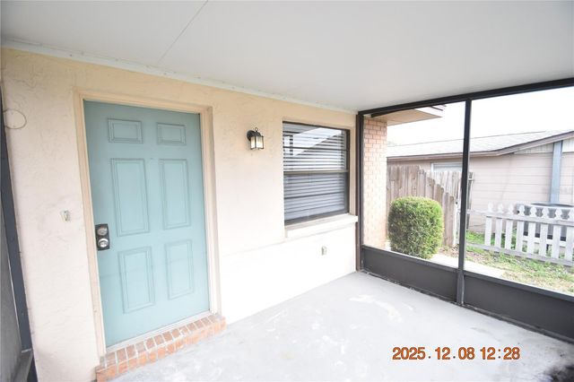 705 2ND AVENUE NW A, Ruskin, FL 33570