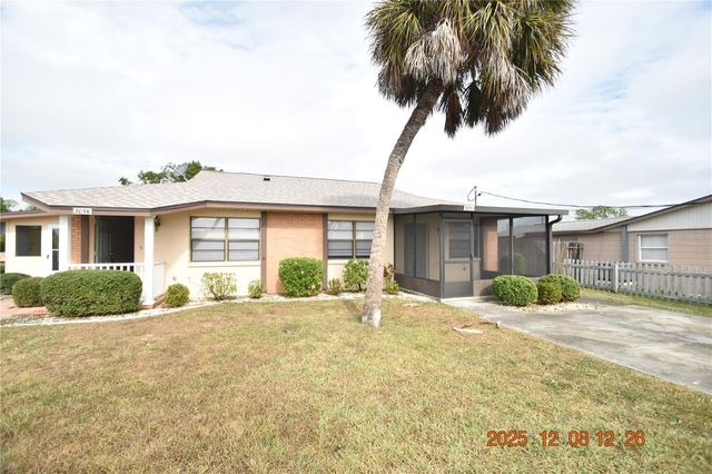 705 2ND AVENUE NW A, Ruskin, FL 33570