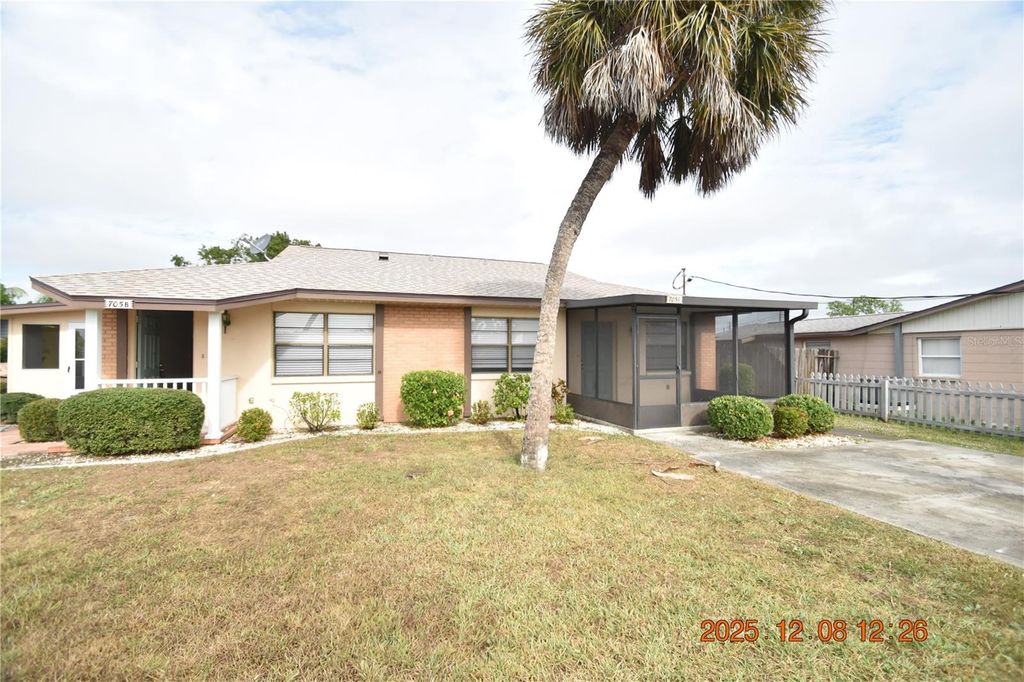 705 2ND AVENUE NW A, Ruskin, FL 33570