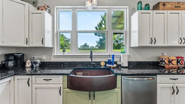 36431 FLORRIE MAE LANE, Dade City, FL 33523