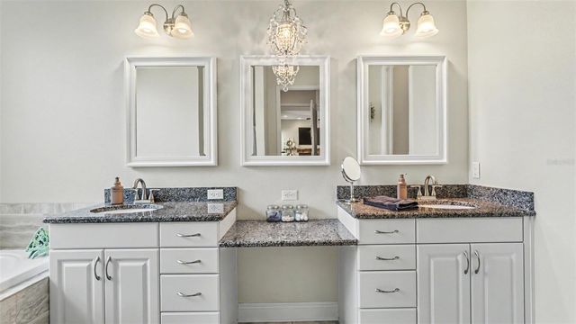 36431 FLORRIE MAE LANE, Dade City, FL 33523