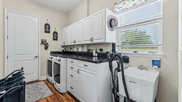 36431 FLORRIE MAE LANE, Dade City, FL 33523