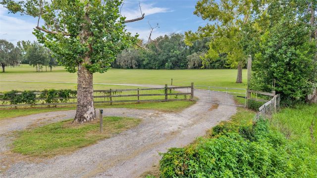 36431 FLORRIE MAE LANE, Dade City, FL 33523