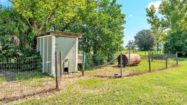 36431 FLORRIE MAE LANE, Dade City, FL 33523
