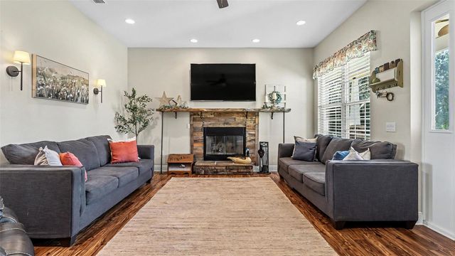 36431 FLORRIE MAE LANE, Dade City, FL 33523