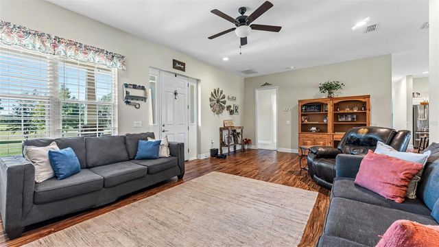 36431 FLORRIE MAE LANE, Dade City, FL 33523