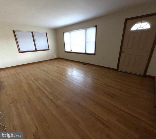 309 CHERYL AVE, Mechanicsburg, PA 17055