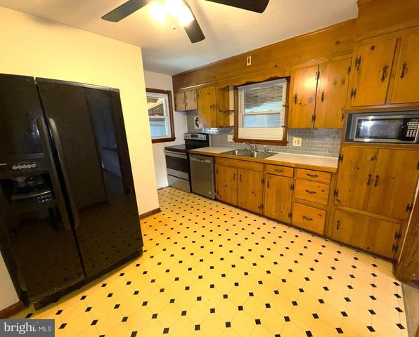309 CHERYL AVE, Mechanicsburg, PA 17055