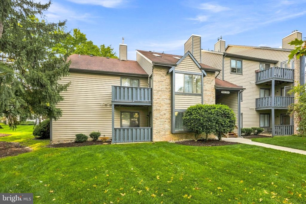 5301-A ABERDEEN DR, MOUNT LAUREL, NJ 08054 — exterior