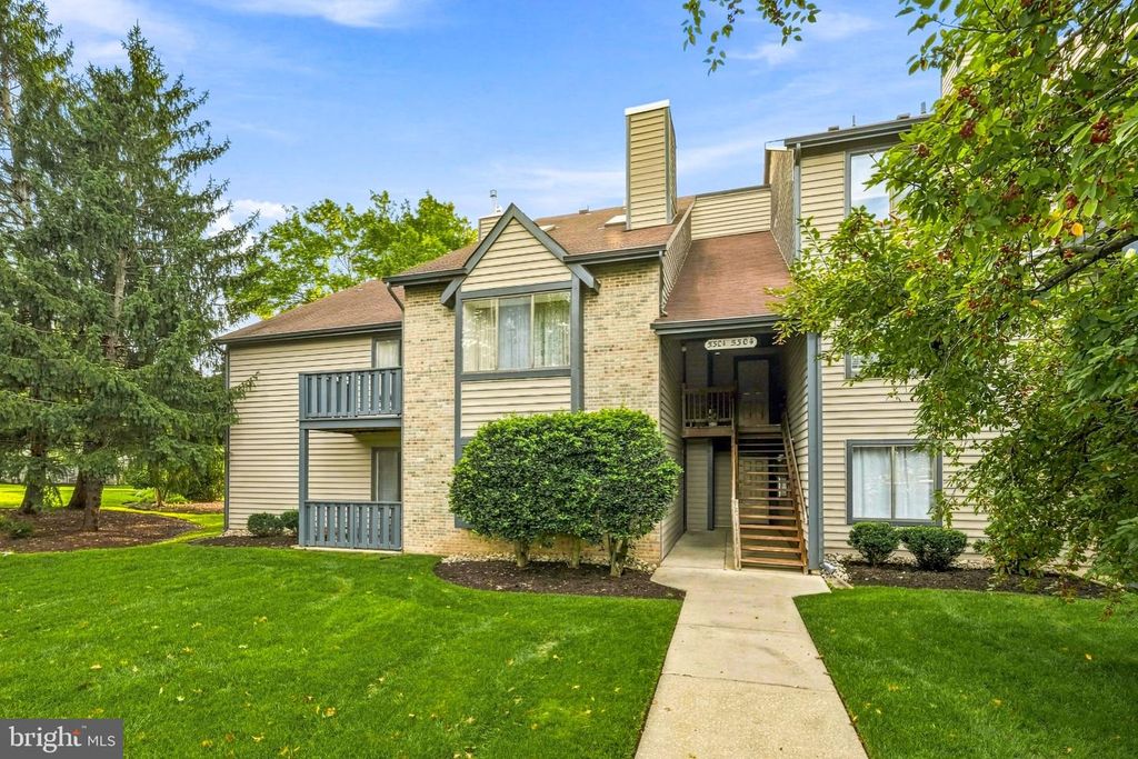 5301-A ABERDEEN DR, MOUNT LAUREL, NJ 08054 — photo 2