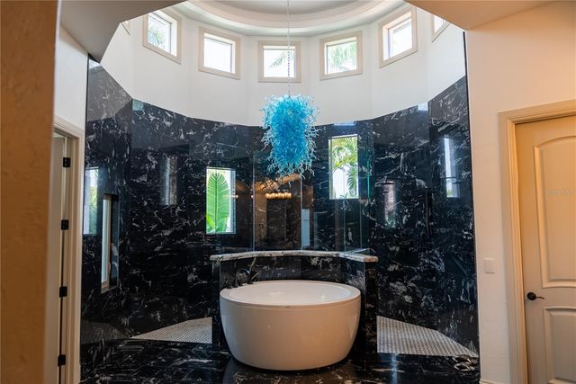 5890 JAMILA, Venice, FL 34293