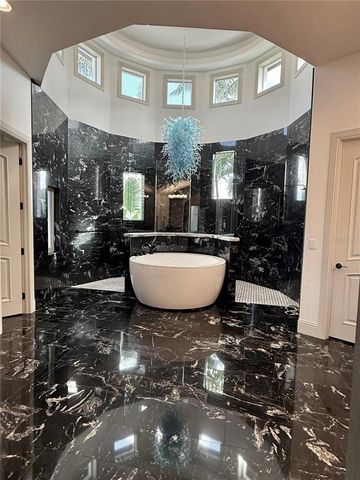 5890 JAMILA, Venice, FL 34293