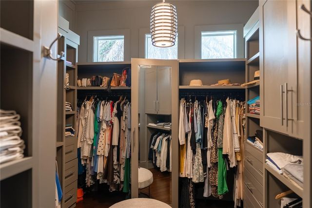 5890 JAMILA, Venice, FL 34293