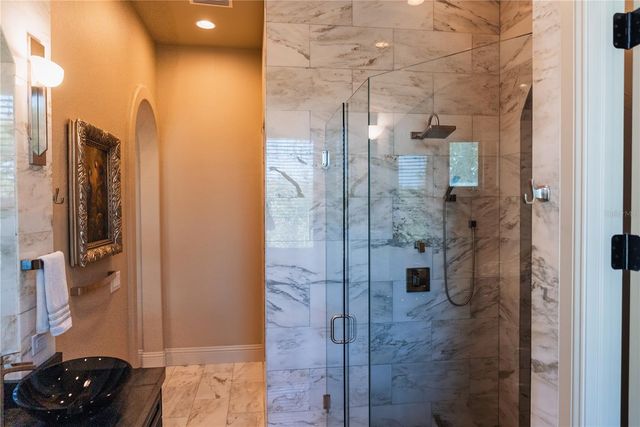 5890 JAMILA, Venice, FL 34293