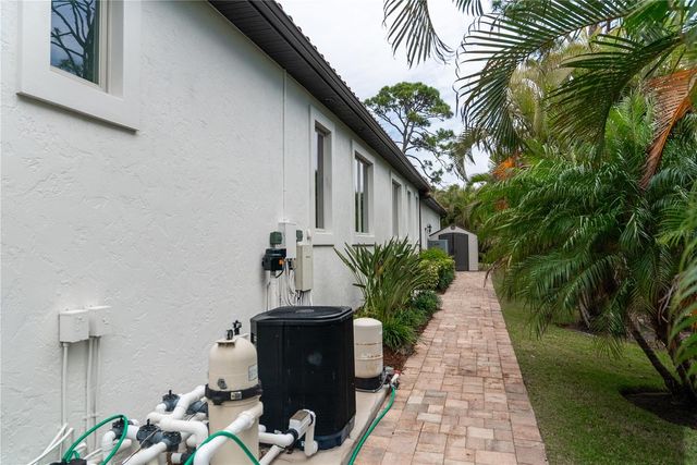 5890 JAMILA, Venice, FL 34293