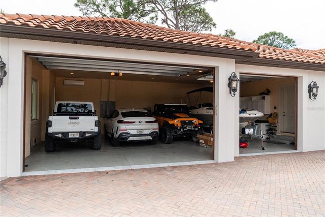 5890 JAMILA, Venice, FL 34293