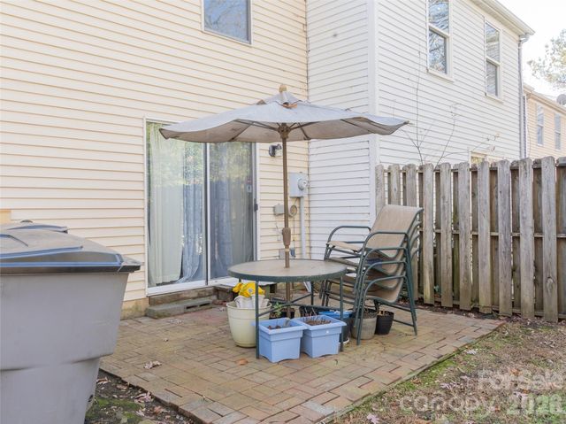 9718 Old Gate Drive, Matthews, NC 28105