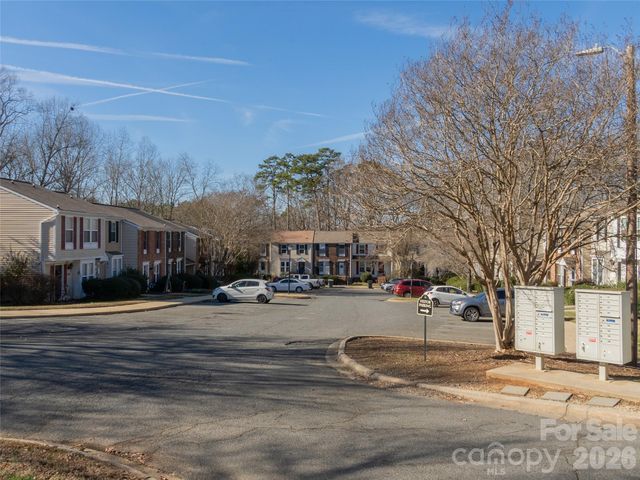9718 Old Gate Drive, Matthews, NC 28105