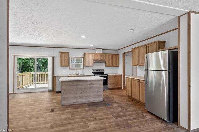 219 Harvick Lane, Lexington, NC 27292