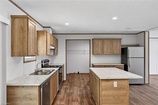 219 Harvick Lane, Lexington, NC 27292