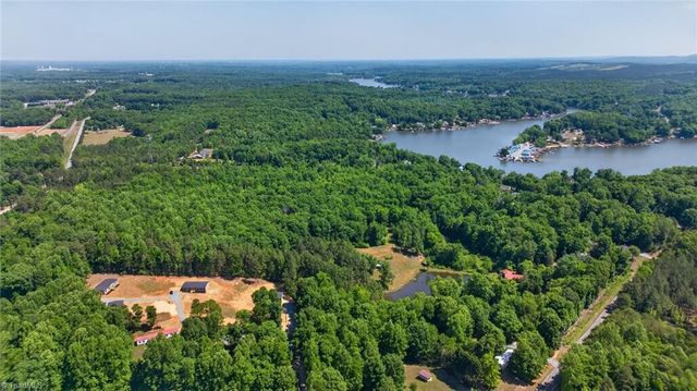 219 Harvick Lane, Lexington, NC 27292