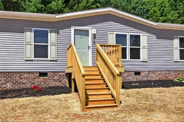 219 Harvick Lane, Lexington, NC 27292