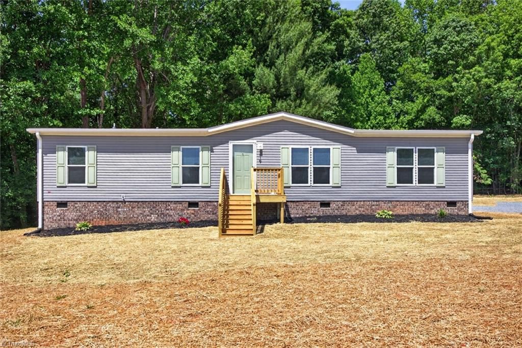 219 Harvick Lane, Lexington, NC 27292